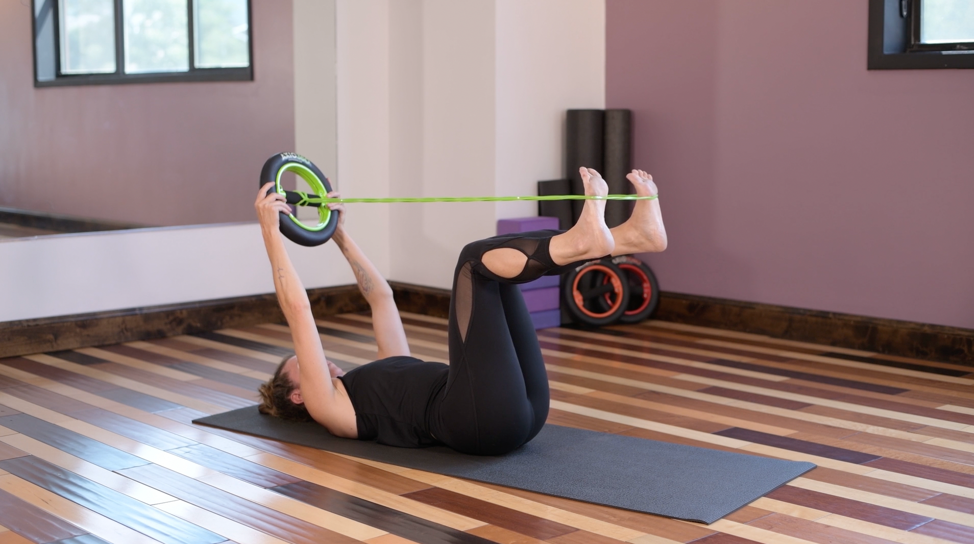 Leg Rotation 360 Bend and Stretch – Legs Flex Medial Rotation – AXIO Centripetal Training