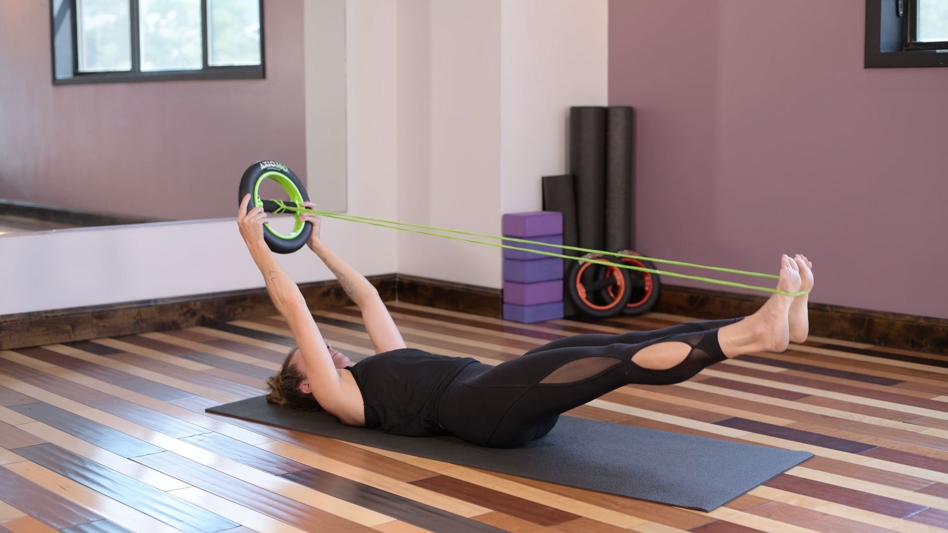 Lift Lower Parallel – AXIO Centripetal Training