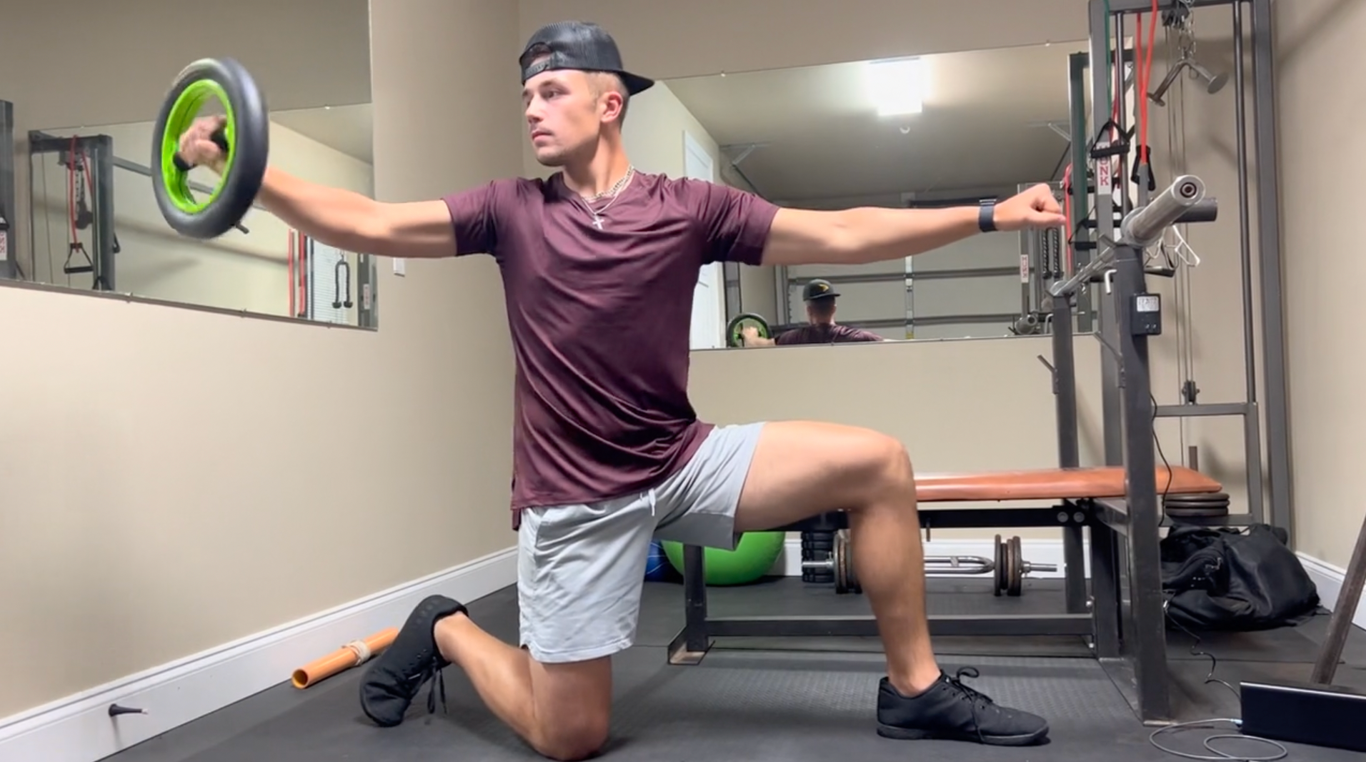 1/2 Kneeling 180 Degree Torso Turn – AXIO Centripetal Training