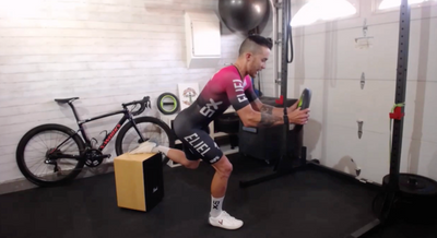 Split Squat x2 AXIO