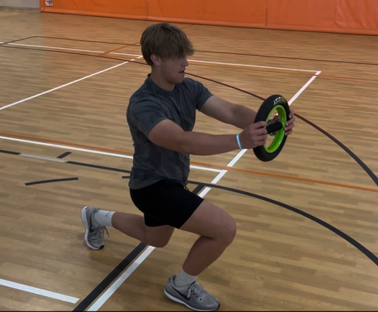 Split Squat AXIO Torso Turns - Heel Raised