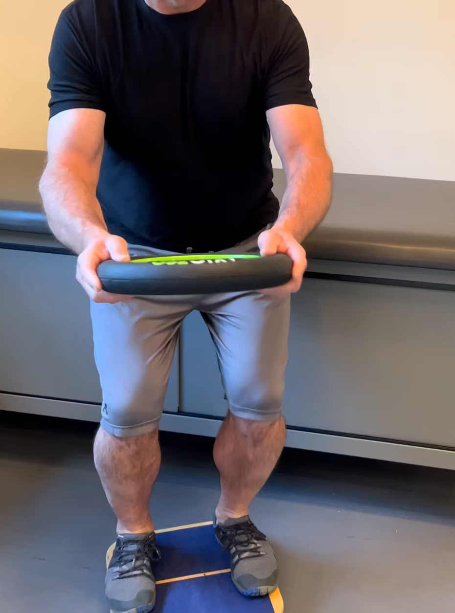 Balance Board AXIO Blender Squats