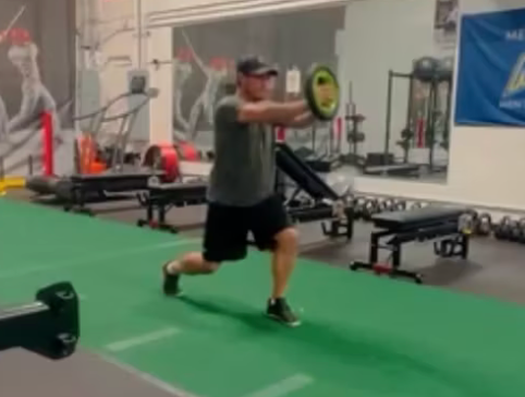 Two-Hand Shooter Split Squats
