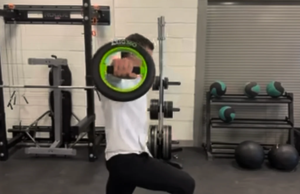 Side Shoulder Walking Lunges